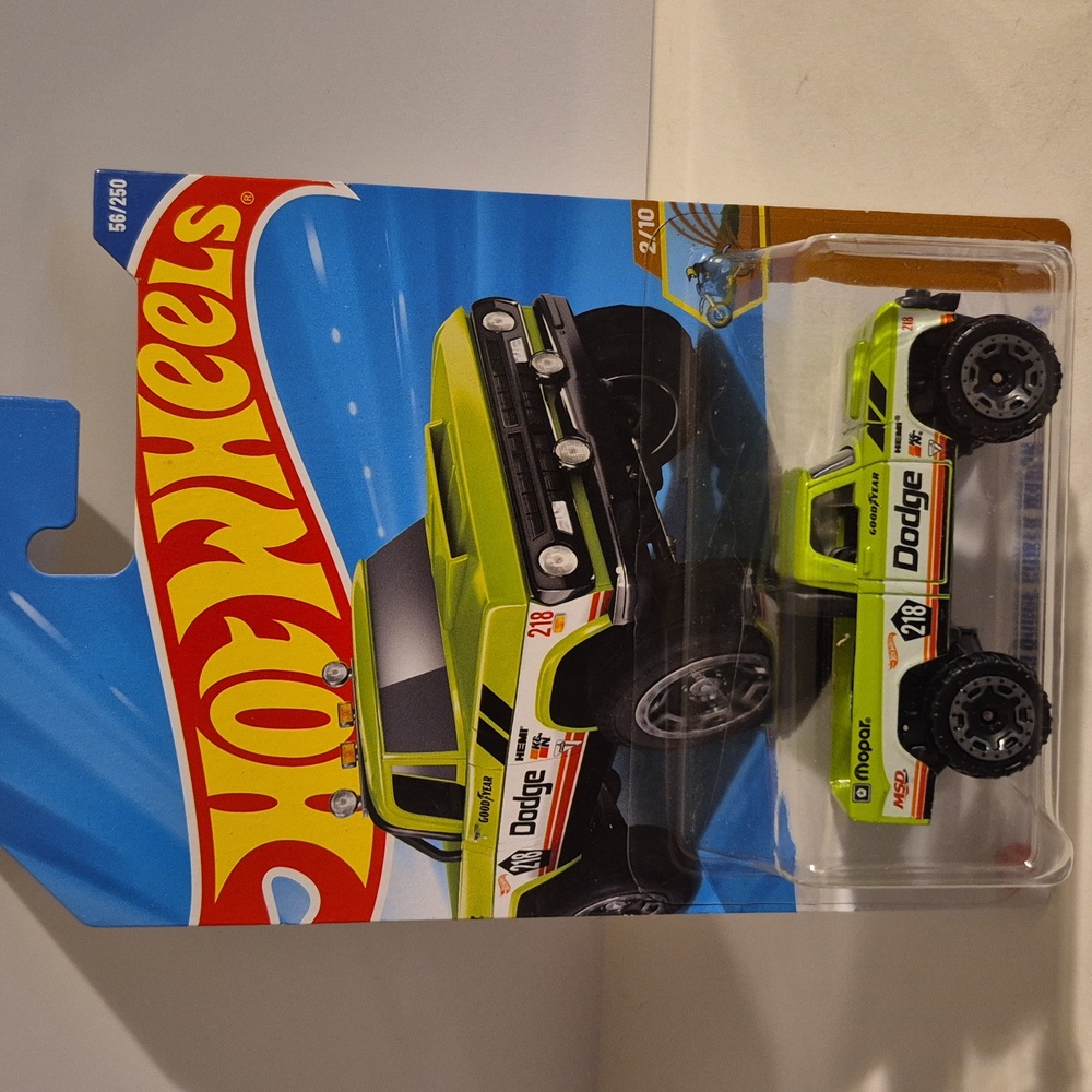 D12 Hot Wheels 1970 DODGE  POWER WAGON PICKUP TRUCK